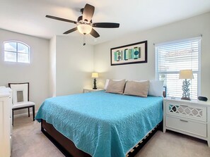 5 عدّة غرف نوم ومكواة/لوح كي وسرير سفر وواي فاي مجانًا