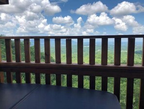 Property grounds - Luxury Mountain View above Dollywood HotTubResPool (Sevierville)