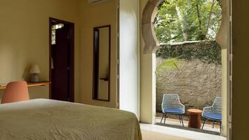 Quarto casal luxo, varanda | Terraço/pátio