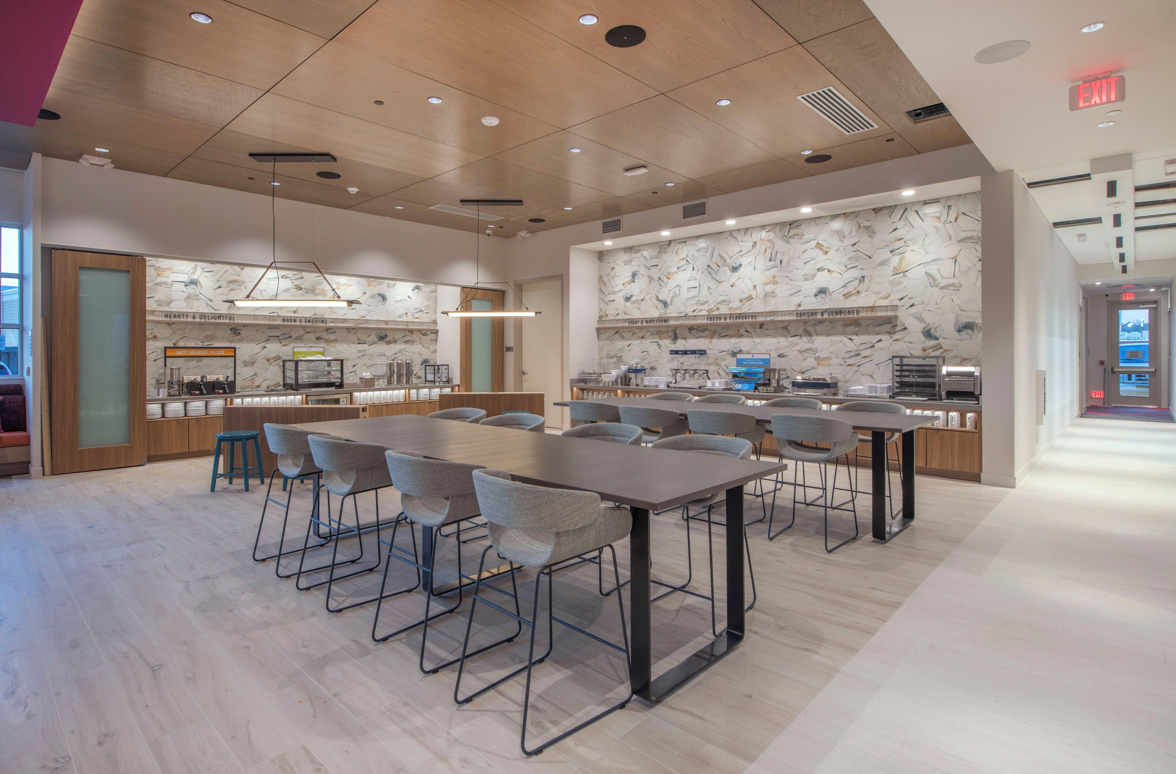 Free daily buffet breakfast