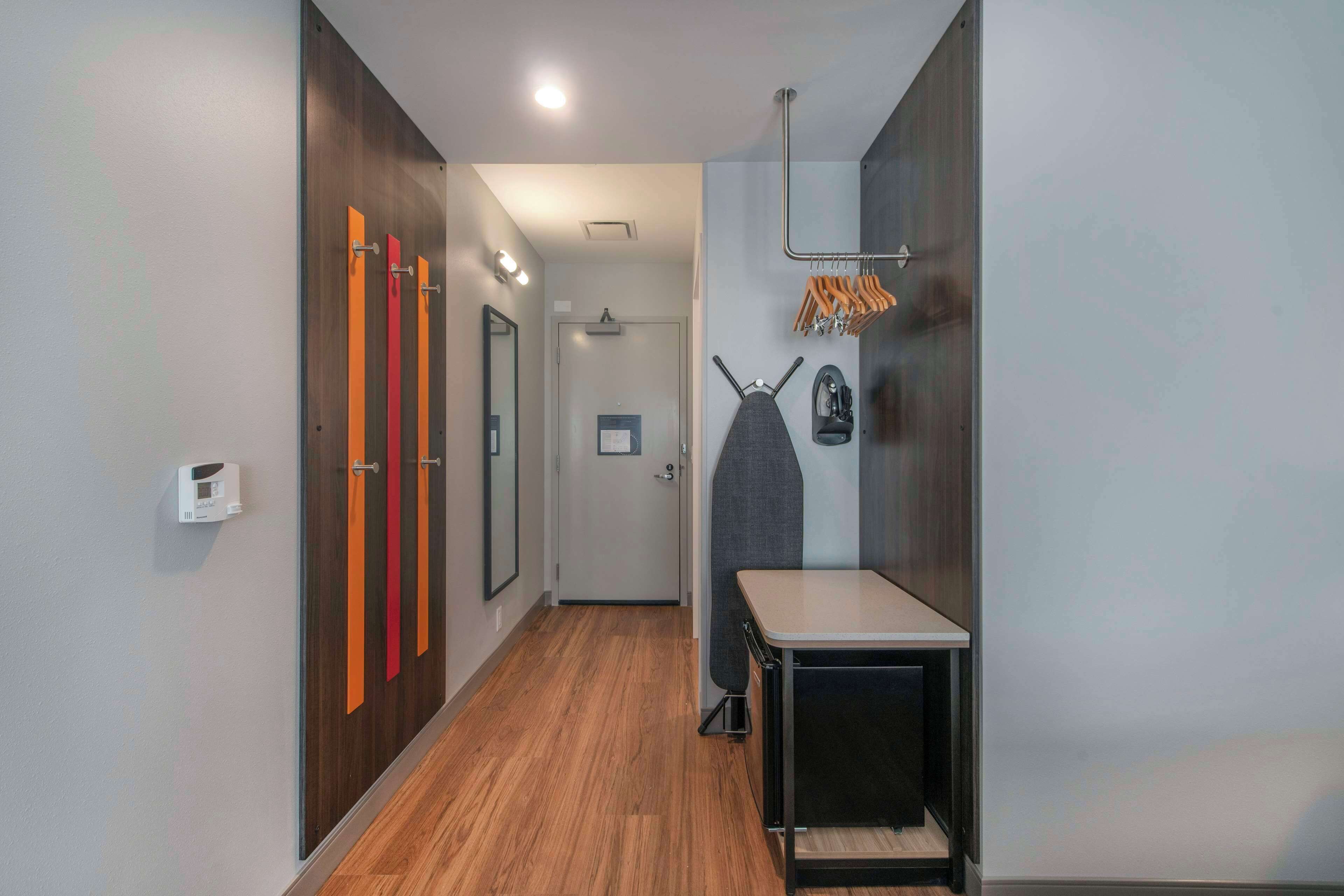 เตารีด/โต๊ะรีดผ้า, Wi-Fi ฟรี