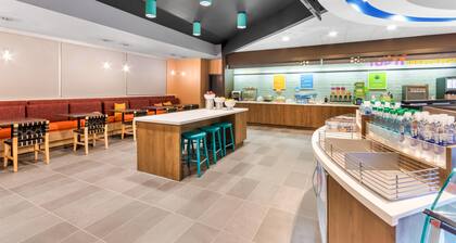 Tru By Hilton Pensacola I-10 North Davis Highway