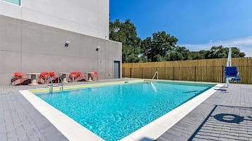 Seasonal outdoor pool