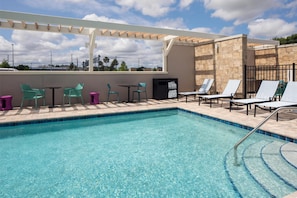 Seasonal outdoor pool