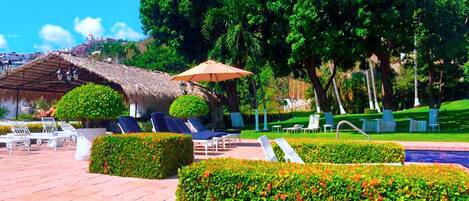 المنطقة المحيطة بالمنشأة