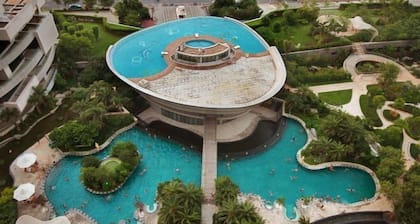 Beibuwan Yihao Dibiao Seaview Apartment Hotel