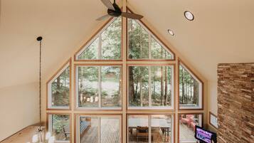 Cabin, 3 Bedrooms, Smoking, Patio | Interior