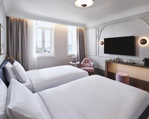 Superior Room, 2 Single Beds (View) | Soundproofing, iron/ironing board
