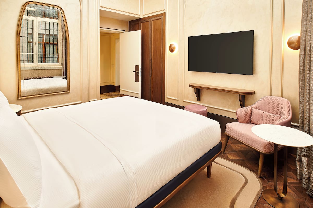 Suite, 1 cama King size (Generali Han) | Ropa de cama de alta calidad, minibar y insonorización