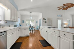 House, Multiple Beds (Beachwood Bliss) | Private kitchen