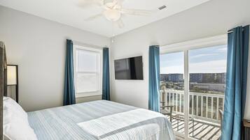 3 slaapkamers, een strijkplank/strijkijzer, reisbedje, gratis wifi