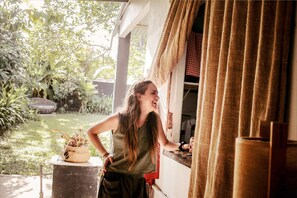 Property grounds - 5min Walk to Ong Lang Beach Phu Quoc - Villa with Private Pool (Phu Quoc)