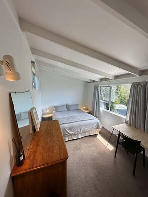 2 bedrooms, free WiFi