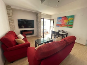 Smart TV, fireplace - 🌟 Exclusive Luxury Flat in the CENTER of CÓRDOBA with FREE GARAGE 🚗✨. (Córdoba)