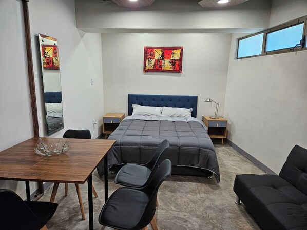 1 bedroom, iron/ironing board, WiFi - Relaxed and private (Jiquilpan de Juárez)