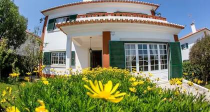 Liv in by Ericeira Property
