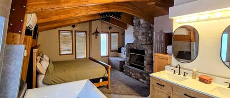 4 chambres, fer et planche à repasser, lit parapluie, Wi-Fi