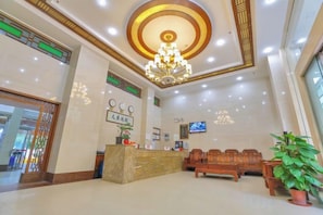 Unclassified image, 4 of 22, button - Xinhai Hotel (Taishan)