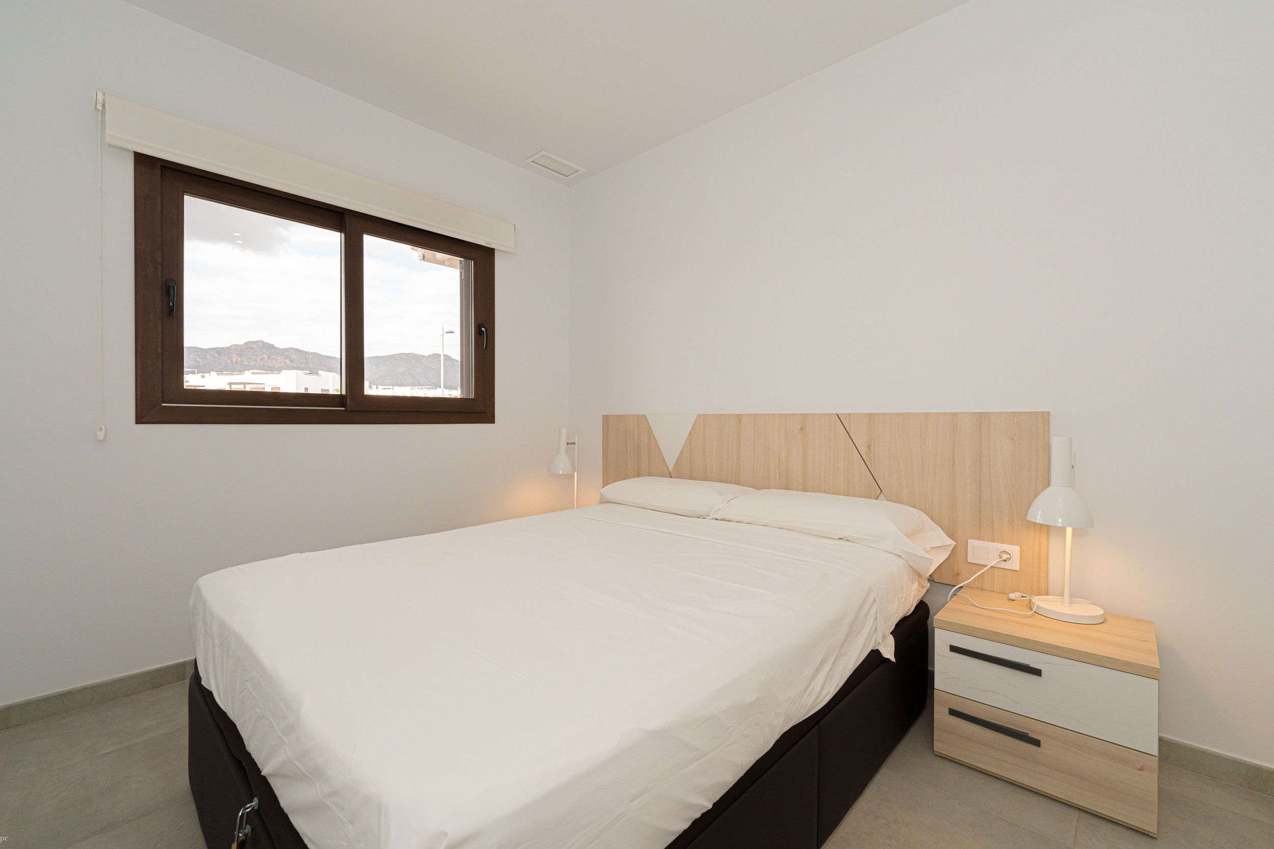 2 bedrooms, iron/ironing board, WiFi (free), bed sheets