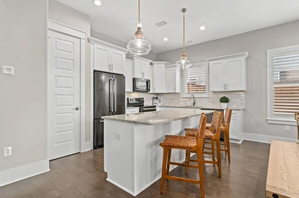 House, Multiple Beds (Emerald Daze) | Private kitchen - Emerald Daze (Miramar Beach)