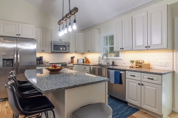 ميكروويف، فرن، موقد طهي مسطح، غسالة أطباق