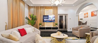 Luxurious 4 bedroom at Ogudu GRA Lagos Nigeria