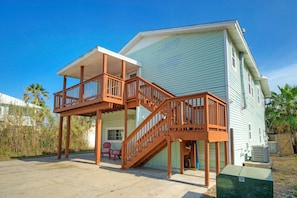 Apartment (3 Bedrooms) | Interior - Golf Cart Zone, Walk or Ride to Beach Patio + BBQ Salty Sunshine #A (Port Aransas)