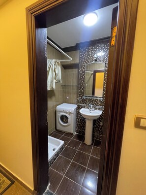 Shower, toilet paper