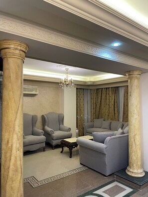 Interior - Chic Cairo Apartment (Giza)