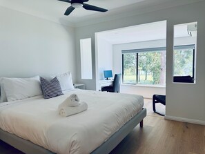 5 bedrooms, iron/ironing board, travel crib, WiFi