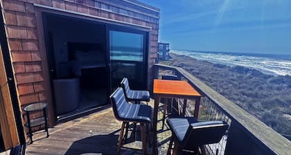 Condo in the amazing Pajaro Dunes looking out the ocean from balcony.