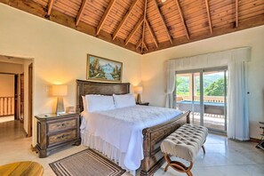 5 bedrooms, in-room safe, desk, iron/ironing board