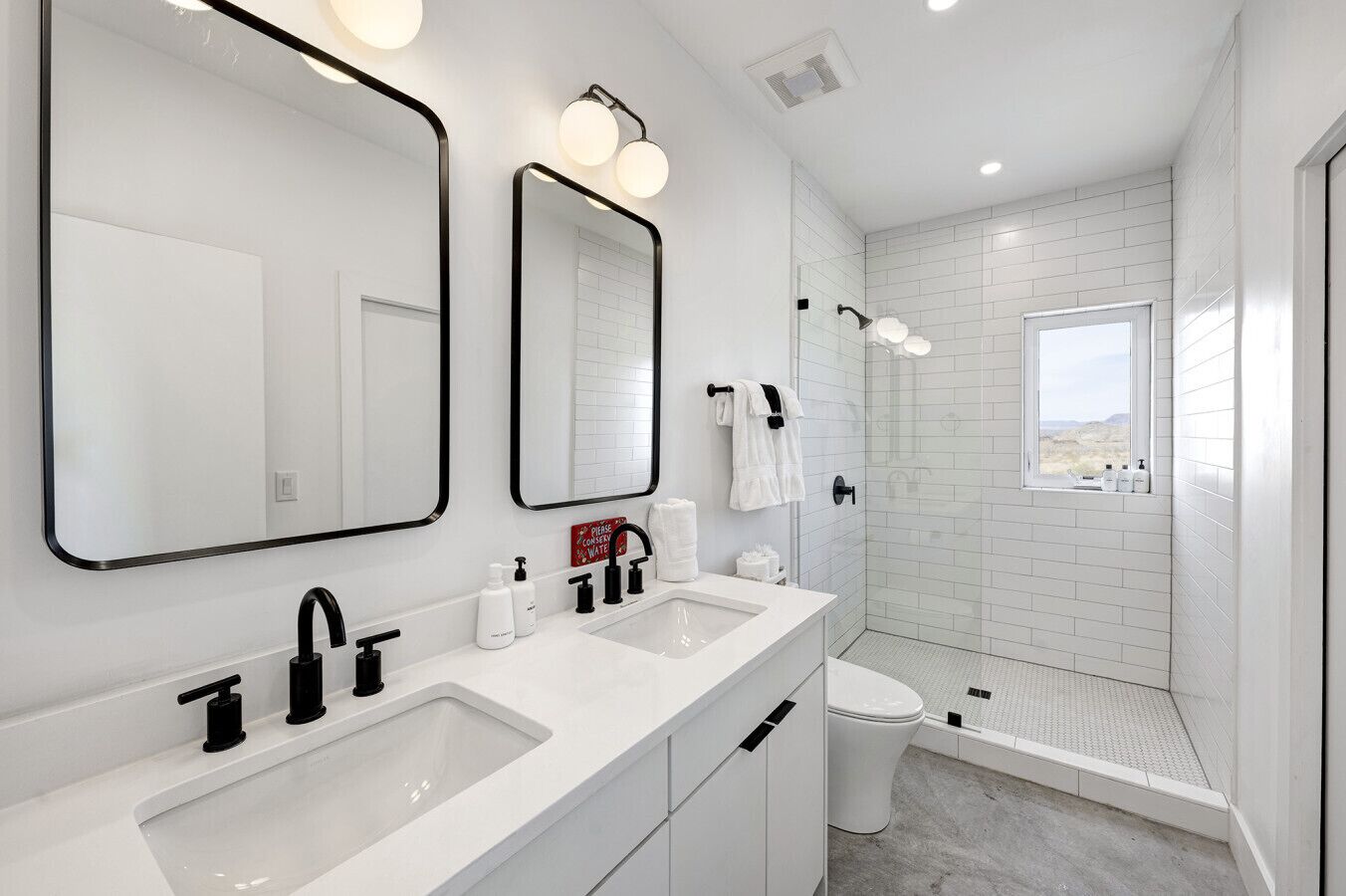 44 Bathroom 1