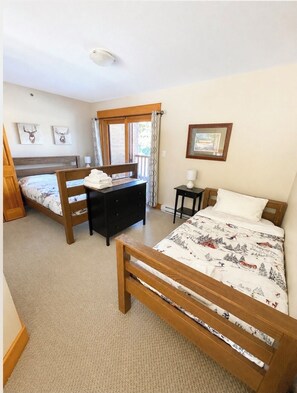2 Schlafzimmer, Bügeleisen/Bügelbrett, WLAN, Bettwäsche