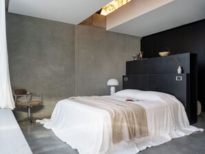 1 chambre, fer et planche à repasser, accès à Internet, literie fournie