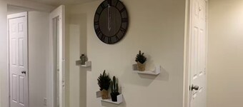 1BR, 1BA - 2.5 miles to U.S. Capitol & National Mall