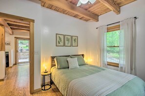4 habitaciones, tabla de planchar con plancha, wifi y ropa de cama