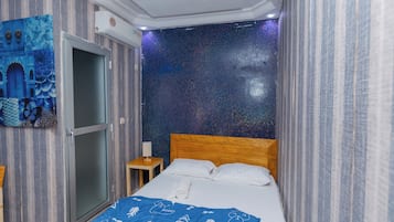 Standard Double Room | Free WiFi, bed sheets