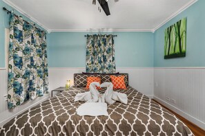 3 bedrooms, WiFi, bed sheets
