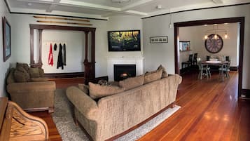 TV connectée, cheminée