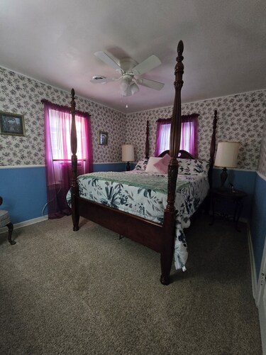 Charming 3-bedroom house in Licking, MO