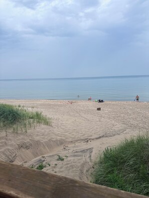 Sun-loungers, beach towels