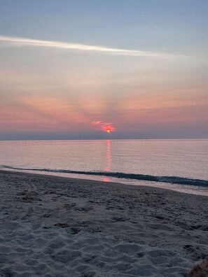 Solsenger og strandhåndklær