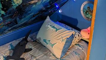 2 habitaciones, wifi gratis y ropa de cama