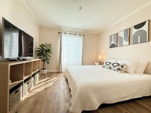 1 dormitorio, escritorio, tabla de planchar con plancha y wifi gratis