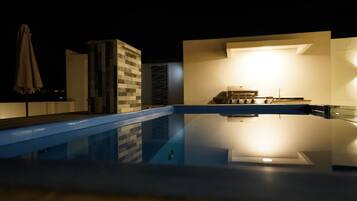 Piscina externa