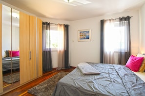 2 bedrooms, internet