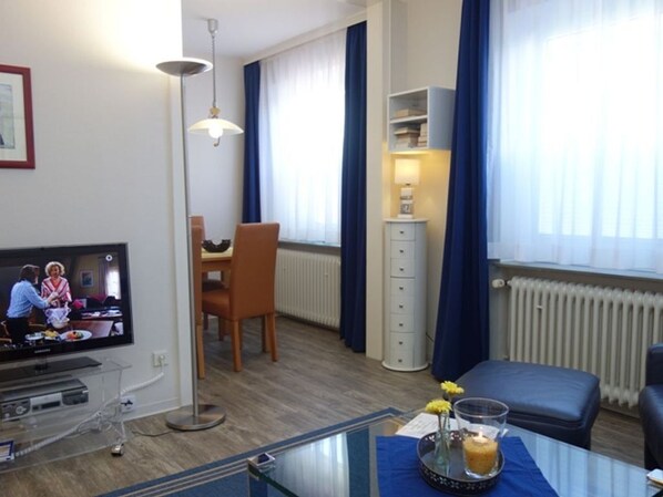 Imagen sin descripción, 1 de 18, botón