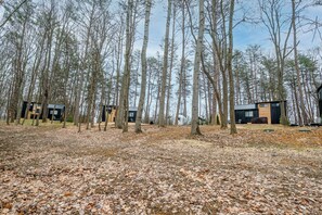Property grounds - Cozy Retreat | Hot Tub · Fire Pit · Tiny Home (Laurelville)