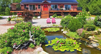 Stunning Family Compound for Events and Large Groups in Bretton Woods - Dog Friendly!